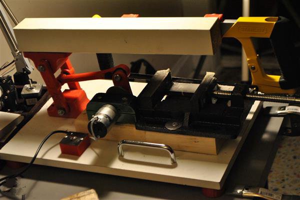 3D打印技術之切割好手 DIY出來的3D打印自動鋼鋸