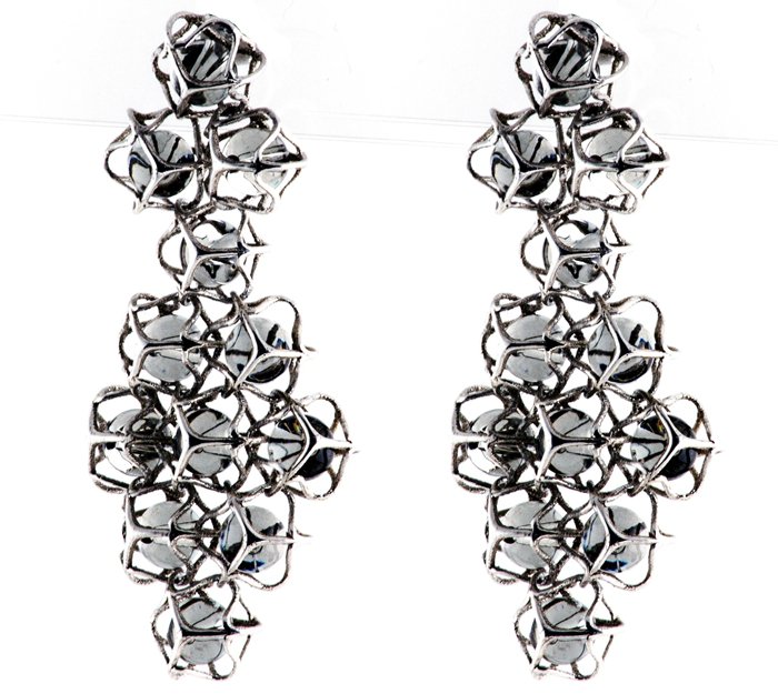 打破傳統(tǒng) 私人定制3D打印貴金屬首飾已被奧地利珠寶商