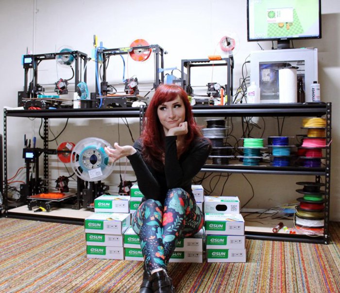 Bindi Smalls和她的Geek Fab Lab Bindi Smalls和她的Geek Fab Lab